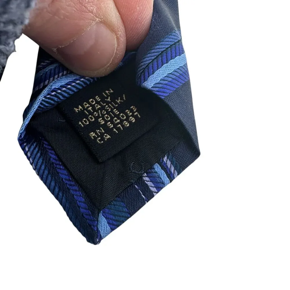 Banana Republic Made in Italy Blue‎ Diagonal Striped 100% Silk Tie NWT